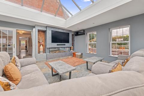 10 bedroom detached house for sale, Louth Road, Horncastle LN9