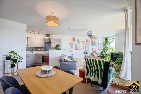 2 bedroom flat for sale, Lightford House, Brixton, SW9