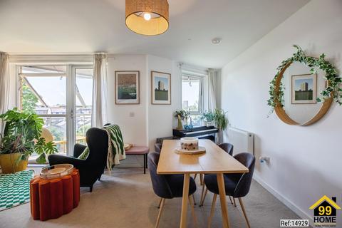 2 bedroom flat for sale, Lightford House, Brixton, SW9