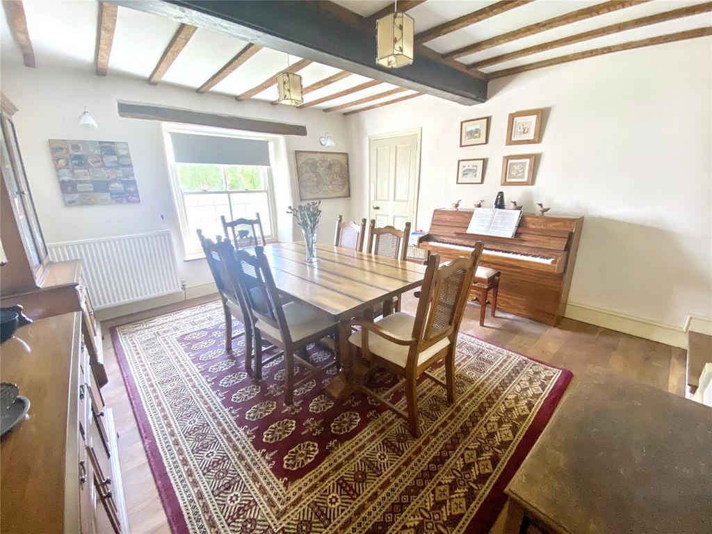 Breakfast Room