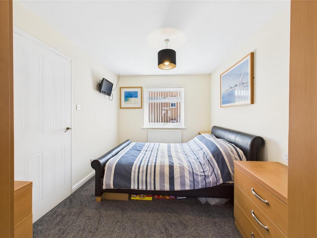 Bedroom: