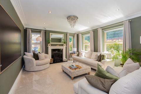 undefined, Oaklands Grove, Maidenhead SL6