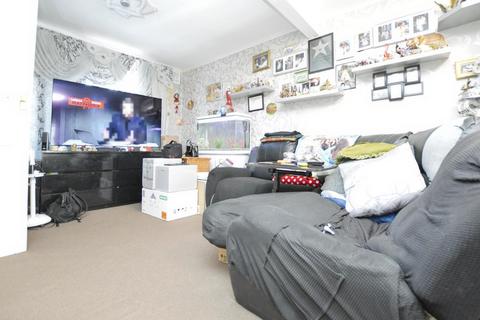 3 bedroom house for sale, Seton Gardens, Dagenham