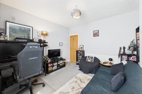 27 Hackthorn Road, Sheffield, S8 8TB