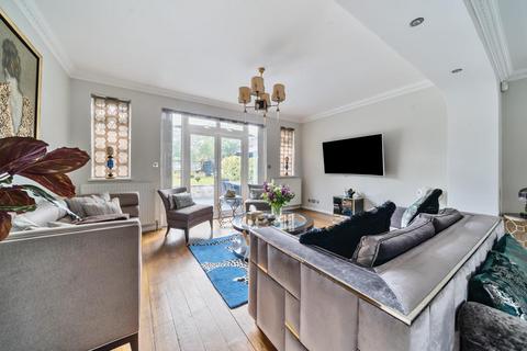 11 Fanshawe Road, Richmond, TW10 7XT