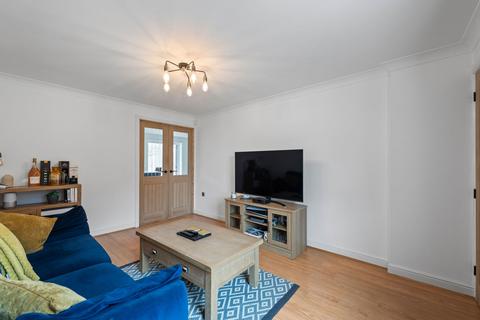 19 Brettas Park, Monk Bretton, Barnsley, S71 1XU