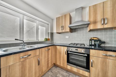 Flat 1, 20 Hanover Park, London, SE15 5HS