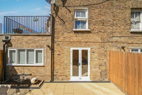 Flat 1, 20 Hanover Park, London, SE15 5HS