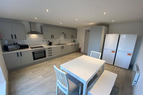 5 bedroom apartment to rent, Mooregate House, Middle Street, NG9 1FX