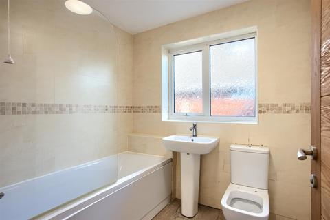 9 Chestnut Garth, Burton Pidsea, Hull, HU12 9DA