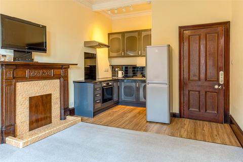 2 bedroom apartment to rent, Elie Street, Glasgow, G11