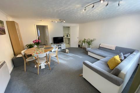 2 bedroom flat for sale, Clifton Gardens, Regents Park SO15