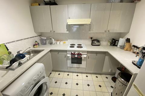 2 bedroom flat for sale, Clifton Gardens, Regents Park SO15