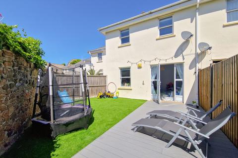 2 bedroom house for sale, 27 Orchid Court, St Helier