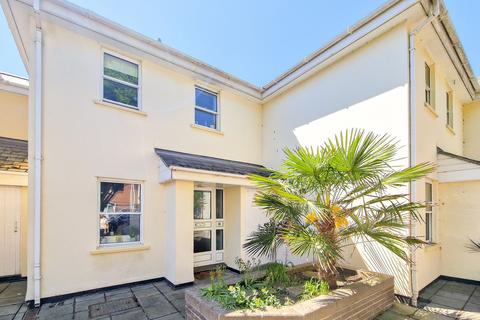 2 bedroom house for sale, 27 Orchid Court, St Helier