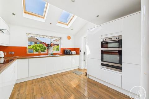 undefined, Windsor Mount, Leeds