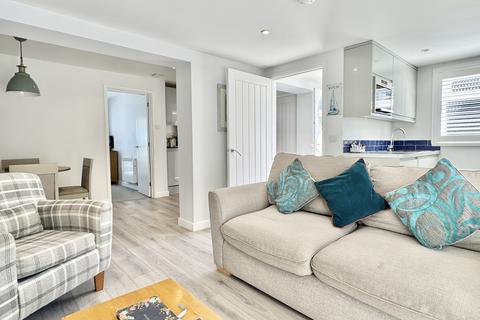 undefined, Breakers, Mawgan Porth, TR8