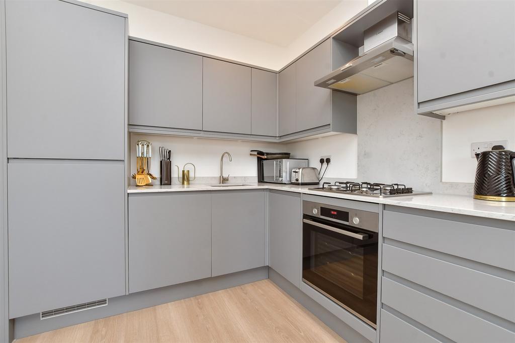Lounge / Kitchen