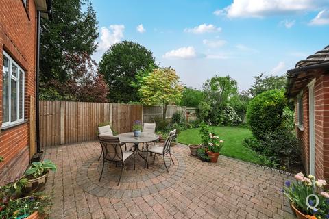3 bedroom detached house for sale, School Lane, Bapchild, Sittingbourne, Kent, ME9