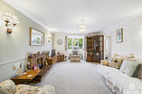 3 bedroom detached house for sale, Bailey Hill, Yorkley, Lydney