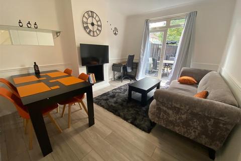 2 bedroom terraced house for sale, Charlecote Road