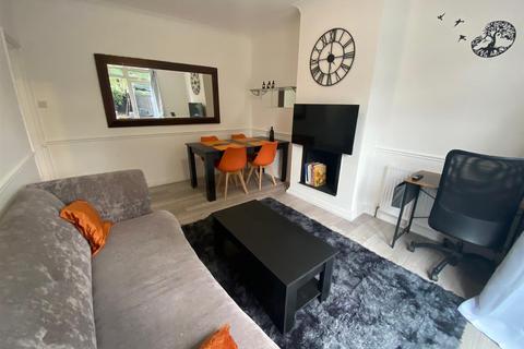 2 bedroom terraced house for sale, Charlecote Road