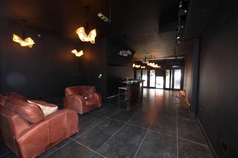 Restaurant to rent, St. James's Street, London, E17