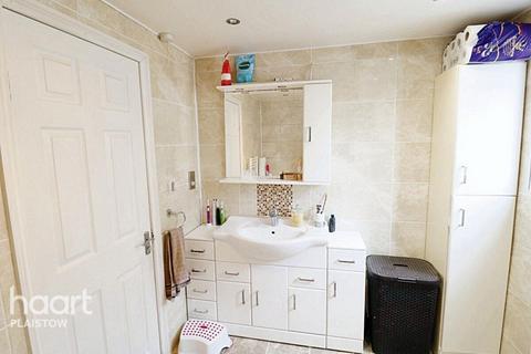 2 bedroom terraced house for sale, Chadwin Road Plaistow, London