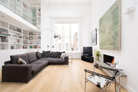 2 bedroom terraced house to rent, Campden Hill Gardens, London, W8