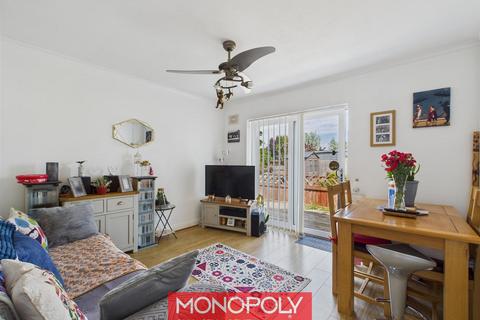 20 Dalar Wen, Denbigh, LL16 3HT