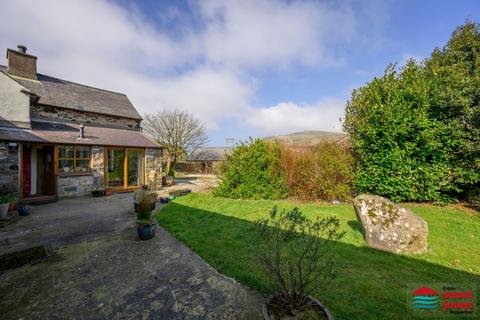 undefined, Llanaelhaearn, Caernarfon LL54