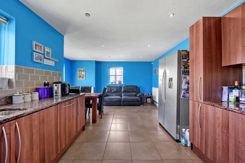 5 bedroom detached house for sale, Iona Crescent, Widnes WA8
