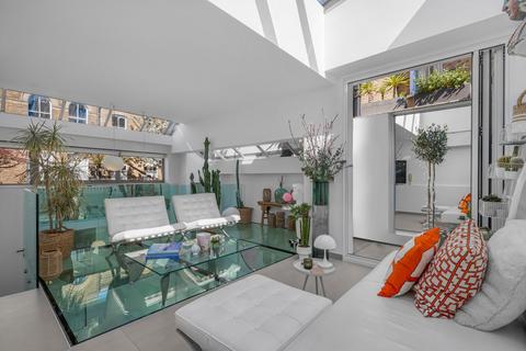 2 bedroom terraced house for sale, Barnsbury Street, Barnsbury, Islington, London