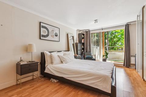 2 bedroom flat to rent, Chiswick High Road, London