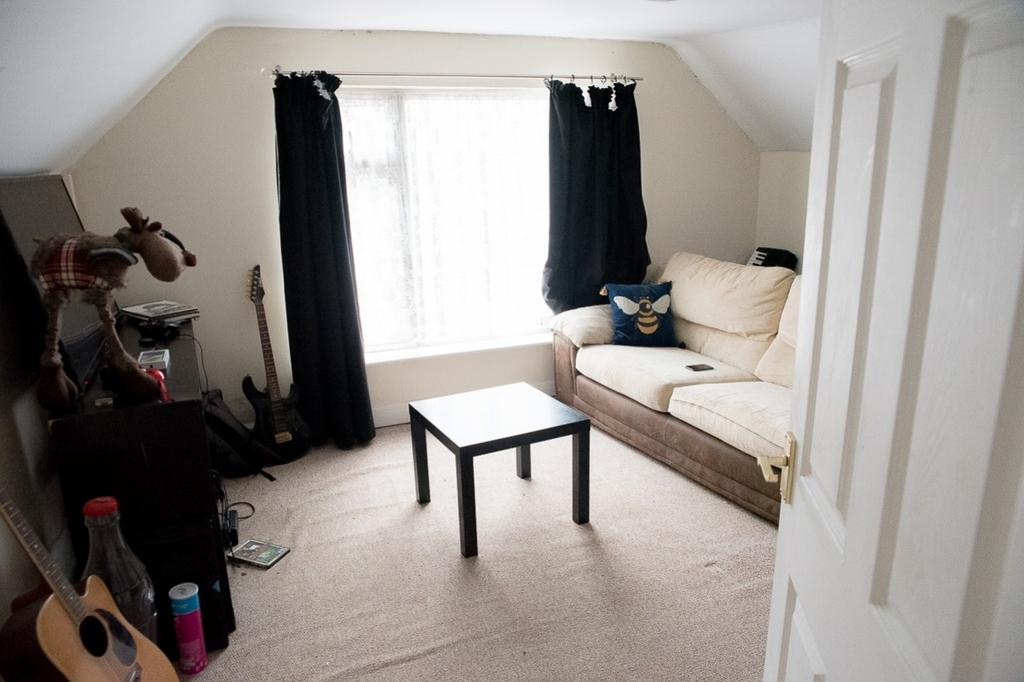 Annexe lounge