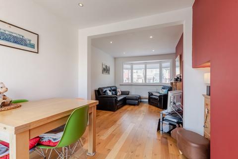 158 Norfolk Crescent, Sidcup, DA15 8HY