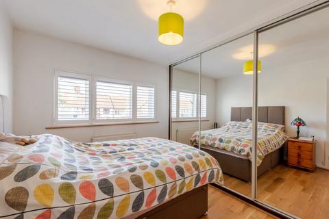158 Norfolk Crescent, Sidcup, DA15 8HY