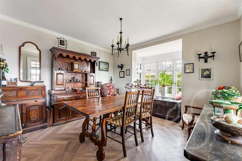 12 Beach Road, West Mersea, Colchester, CO5 8AD