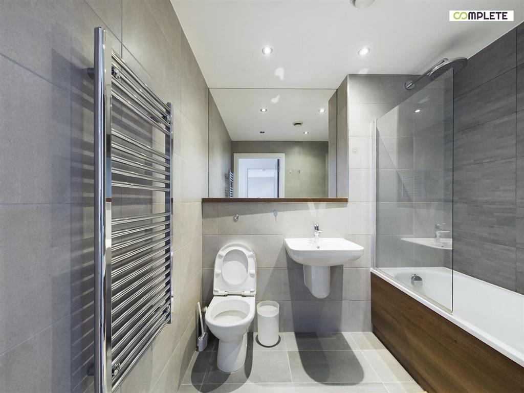 CAM01231 G0-PR0060-STILL002.jpg