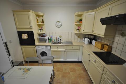 2 bedroom apartment for sale, Chadwell Heath Lane, Romford