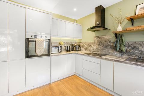3 bedroom terraced house for sale, Beacon Road, Great Barr, Birmingham, West Midlands, B43