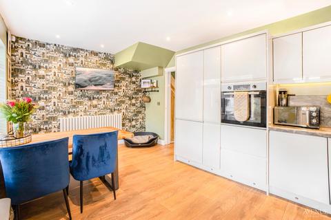 3 bedroom terraced house for sale, Beacon Road, Great Barr, Birmingham, West Midlands, B43