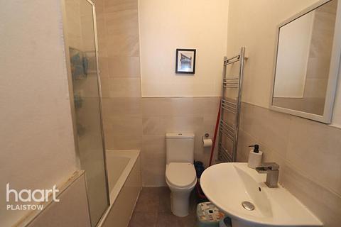 2 bedroom maisonette for sale, Ling Road Canning Town, London