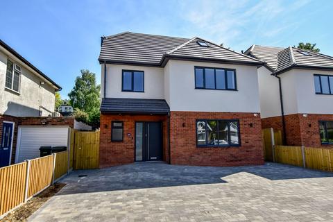 22 Hamilton Road Hunton Bridge Kings Langley WD4 8PZ