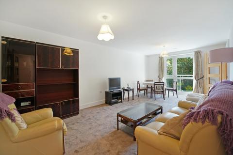 2 bedroom flat for sale, Springhill House, Willesden Green