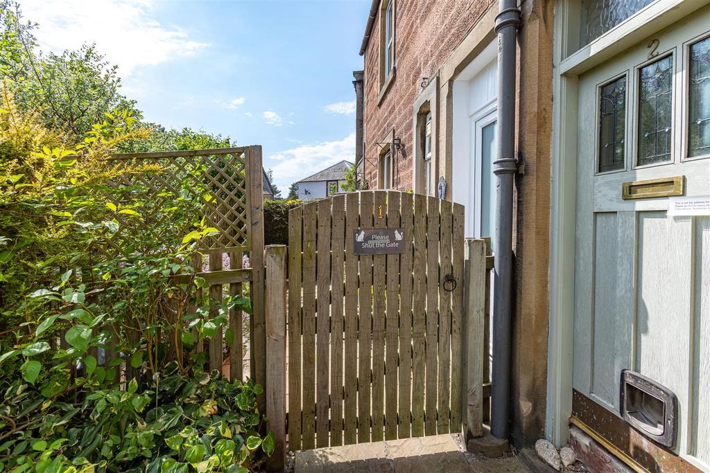 1 Ashley Cottages Newtown 01.JPG