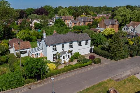 4 bedroom detached house for sale, Victoria Avenue, Lowdham, Nottingham