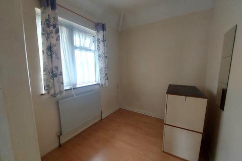 undefined, Mayesbrook Road, IG3