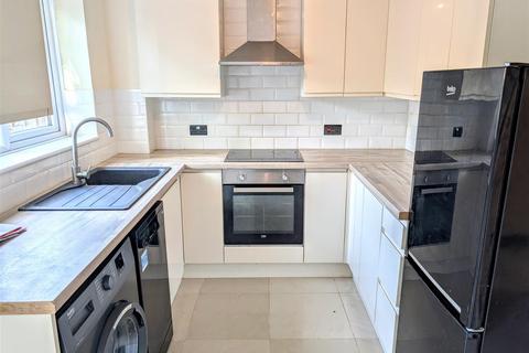 2 bedroom terraced house for sale, 73 Lambourn Drive, Shrewsbury, SY3 5NE