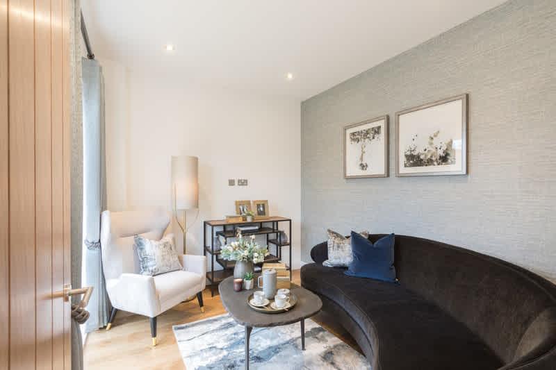 Longtone manor trinity-4 bed new home living room